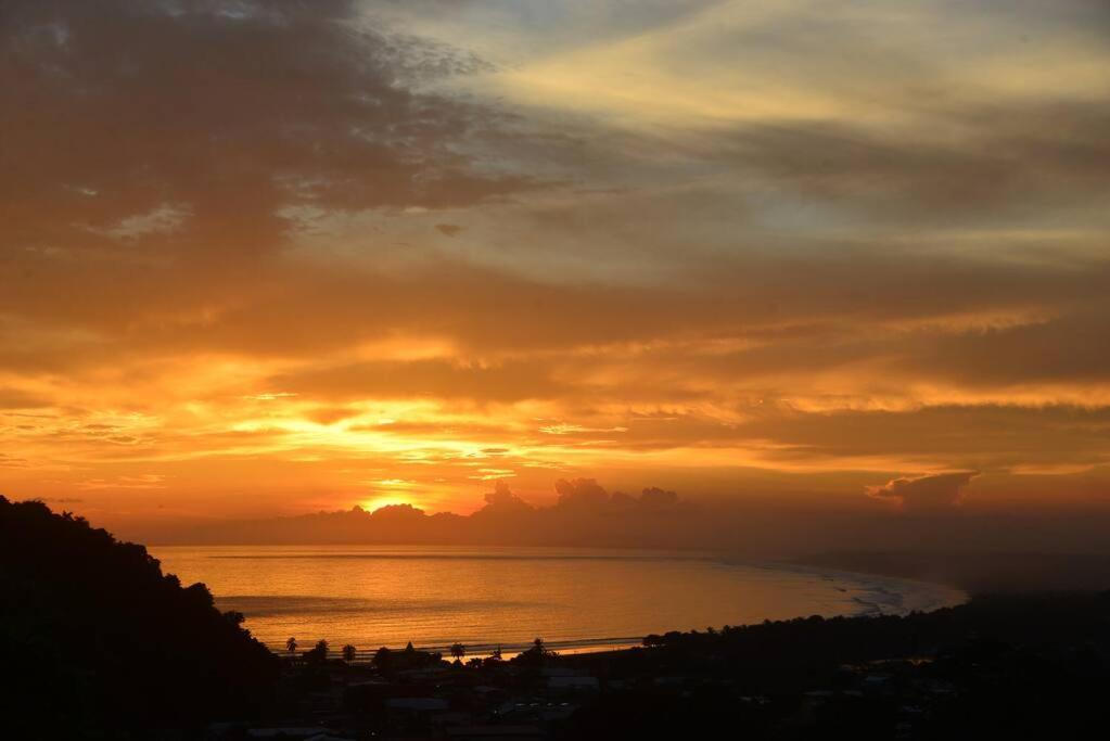 Vista Del Pacifico. Daire Quepos Dış mekan fotoğraf